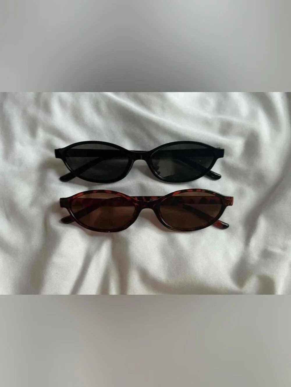 Classic Oval Sunglasses - Black & Tortoiseshell